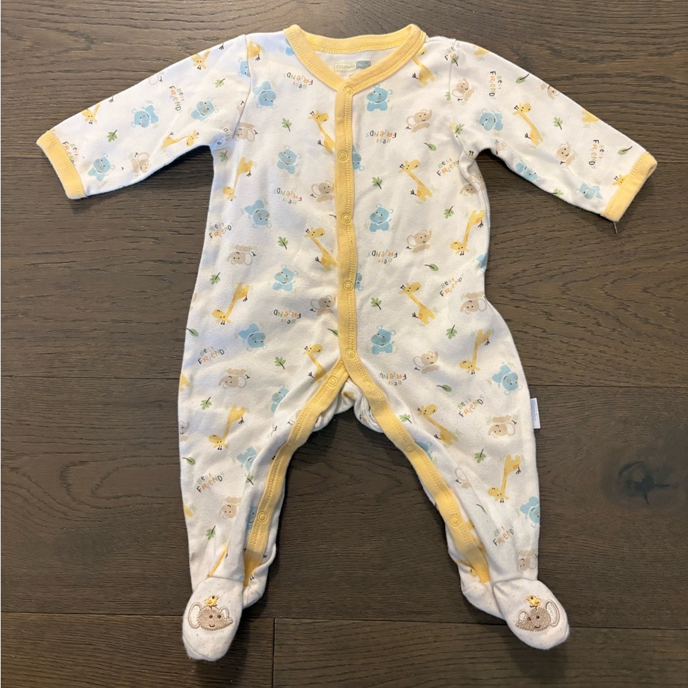 Vitamins baby sleeper 6M VGUC neutral gender